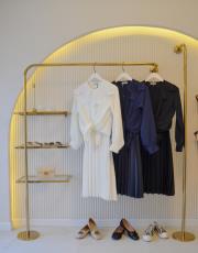 siyah pure dantel detay ipek gömlek 3