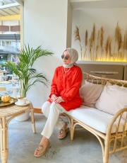 nar çiçeği new elsa fırfırlı gömlek