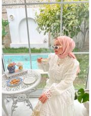 beyaz güpür detaylı ikili takım